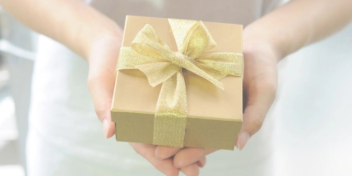 10 Best Thank You Appreciation Gifts For Clients In Singapore