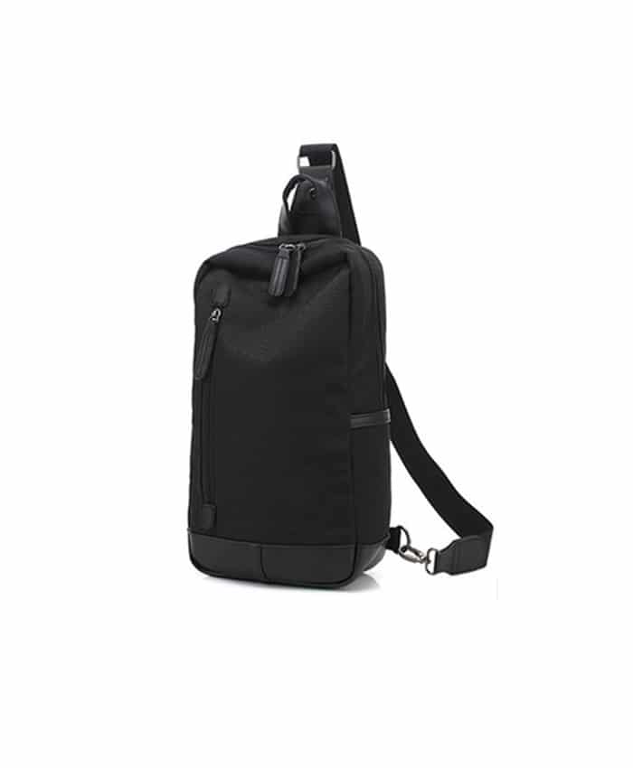 SLING BAG WITH DETACHABLE STRAPS