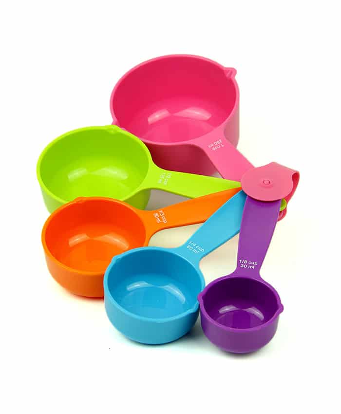 COLOURFUL MEASURING CUP SET